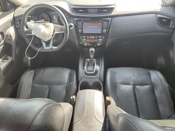 5N1AT2MT1HC881079 2017 NISSAN ROGUE - Image 8