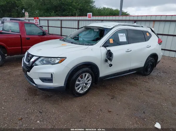 5N1AT2MT1HC882541 2017 NISSAN ROGUE - Image 2