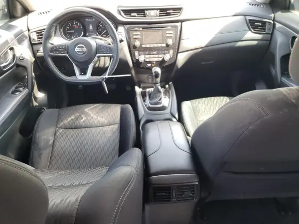 5N1AT2MT1HC887111 2017 NISSAN ROGUE - Image 8