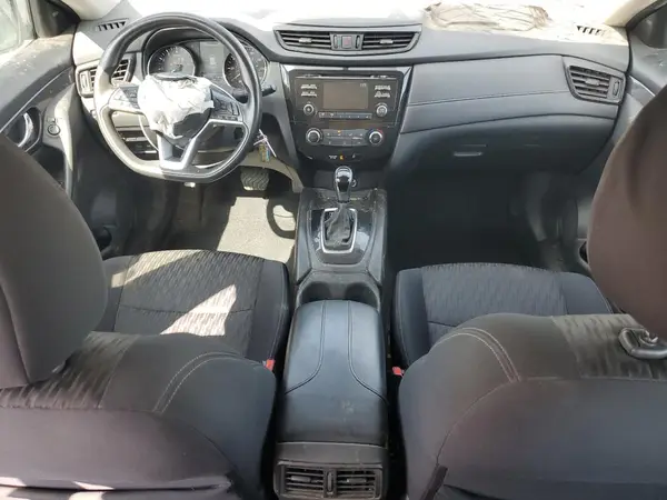 5N1AT2MT1HC889585 2017 NISSAN ROGUE - Image 8