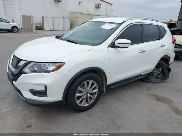 5N1AT2MT1HC892731 2017 NISSAN ROGUE - Image 2