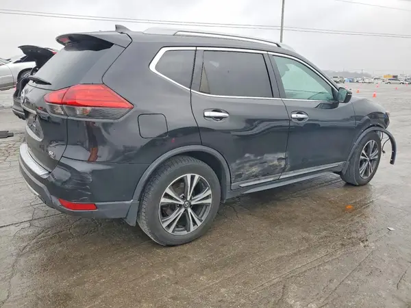 5N1AT2MT1HC896049 2017 NISSAN ROGUE - Image 2