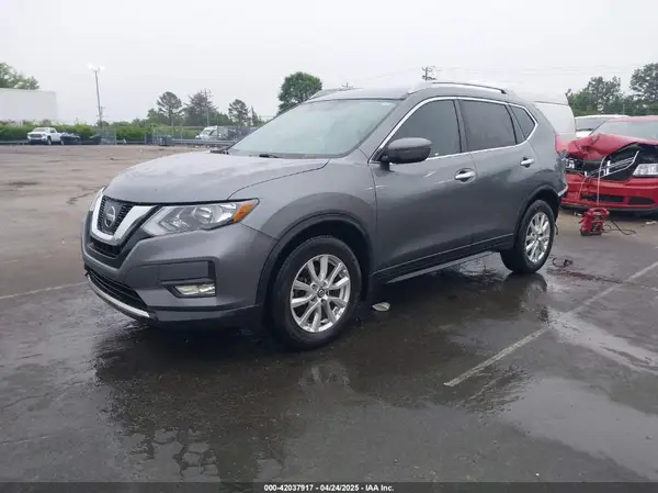 5N1AT2MT1HC897170 2017 NISSAN ROGUE - Image 2