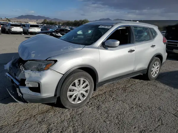 5N1AT2MT1HC897363 2017 NISSAN ROGUE - Image 1