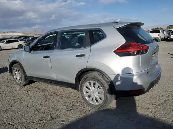 5N1AT2MT1HC897363 2017 NISSAN ROGUE - Image 2