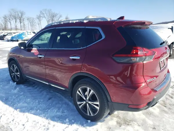 5N1AT2MT1JC702447 2018 NISSAN ROGUE - Image 2