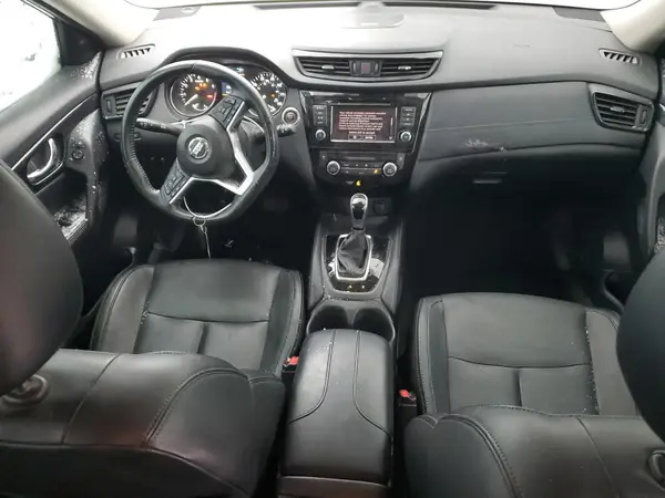 5N1AT2MT1JC702447 2018 NISSAN ROGUE - Image 8