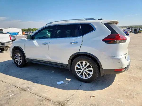 5N1AT2MT1JC704182 2018 NISSAN ROGUE - Image 2