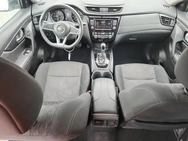 5N1AT2MT1JC705557 2018 NISSAN ROGUE - Image 8