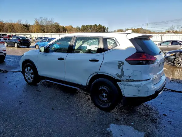 5N1AT2MT1JC705686 2018 NISSAN ROGUE - Image 2