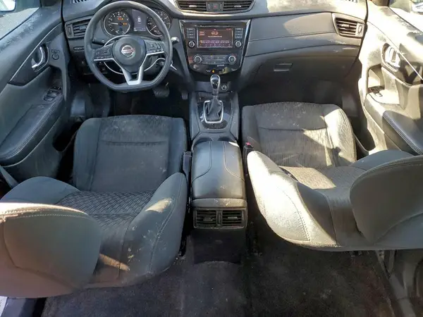 5N1AT2MT1JC705686 2018 NISSAN ROGUE - Image 8