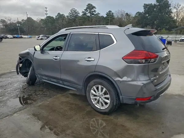 5N1AT2MT1JC713304 2018 NISSAN ROGUE - Image 2