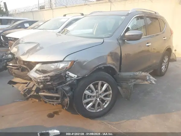 5N1AT2MT1JC714016 2018 NISSAN ROGUE - Image 2
