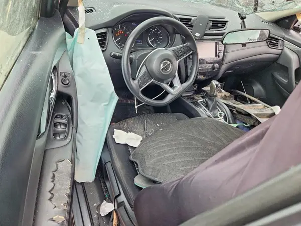 5N1AT2MT1JC731222 2018 NISSAN ROGUE - Image 8