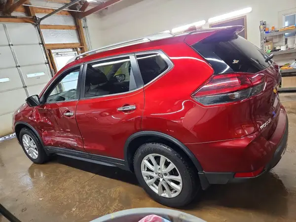5N1AT2MT1JC736243 2018 NISSAN ROGUE - Image 2