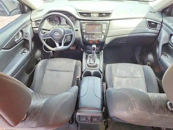 5N1AT2MT1JC748473 2018 NISSAN ROGUE - Image 8