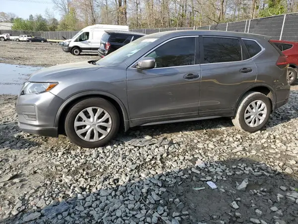 5N1AT2MT1JC752670 2018 NISSAN ROGUE - Image 1