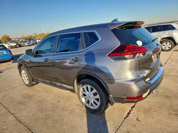 5N1AT2MT1JC753236 2018 NISSAN ROGUE - Image 2
