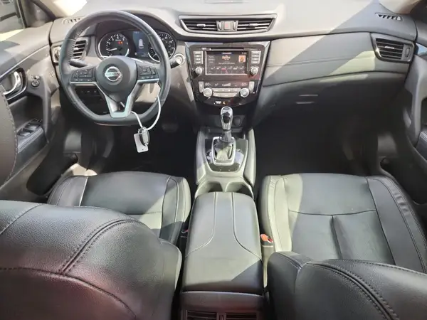 5N1AT2MT1JC760994 2018 NISSAN ROGUE - Image 8