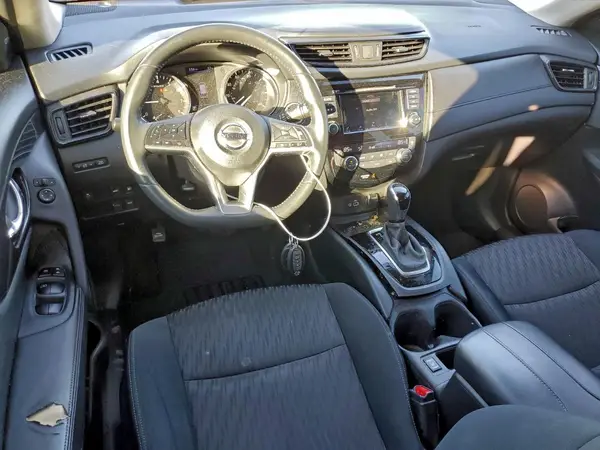 5N1AT2MT1JC762051 2018 NISSAN ROGUE - Image 8