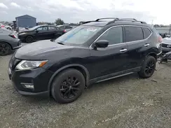 5N1AT2MT1JC764415 2018 NISSAN ROGUE