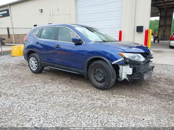 5N1AT2MT1JC765855 2018 NISSAN ROGUE - Image 1