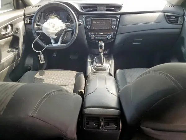 5N1AT2MT1JC770876 2018 NISSAN ROGUE - Image 8