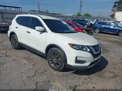 5N1AT2MT1JC772319 2018 NISSAN ROGUE