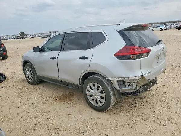 5N1AT2MT1JC772384 2018 NISSAN ROGUE - Image 2