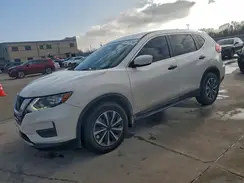 5N1AT2MT1JC775205 2018 NISSAN ROGUE