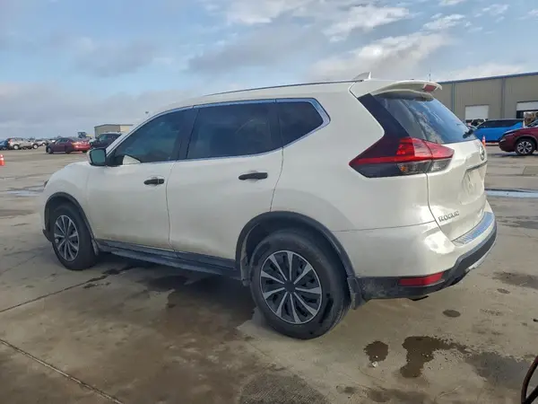 5N1AT2MT1JC775205 2018 NISSAN ROGUE - Image 2