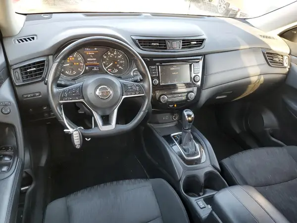 5N1AT2MT1JC805190 2018 NISSAN ROGUE - Image 8