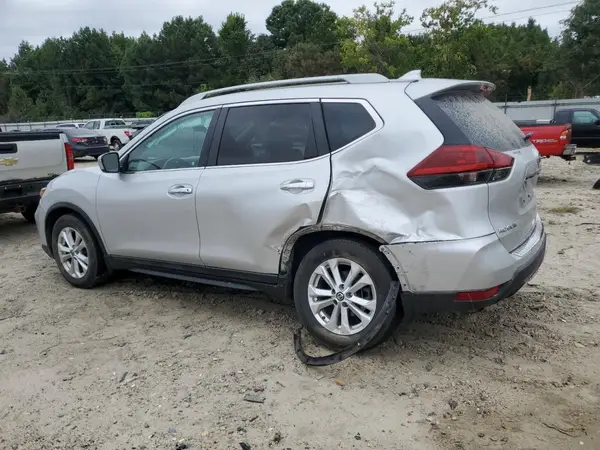 5N1AT2MT1JC818215 2018 NISSAN ROGUE - Image 2