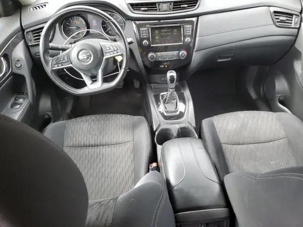 5N1AT2MT1JC831319 2018 NISSAN ROGUE - Image 8