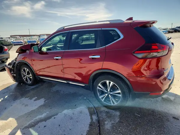 5N1AT2MT1JC838805 2018 NISSAN ROGUE - Image 2
