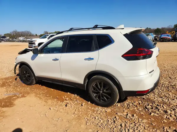 5N1AT2MT1JC840022 2018 NISSAN ROGUE - Image 2