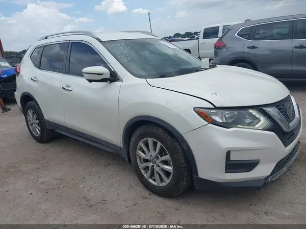 5N1AT2MT1JC840523 2018 NISSAN ROGUE - Image 1