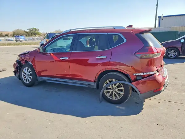 5N1AT2MT1JC841333 2018 NISSAN ROGUE - Image 2