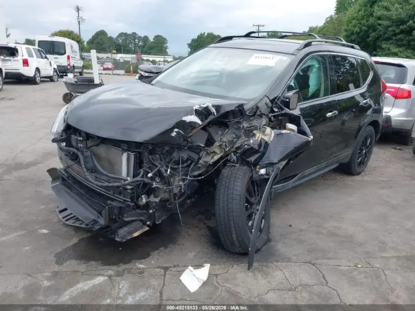 5N1AT2MT1JC843079 2018 NISSAN ROGUE - Image 2