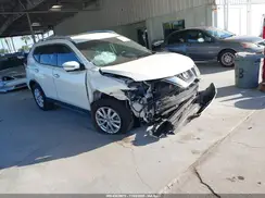 5N1AT2MT1JC848119 2018 NISSAN ROGUE