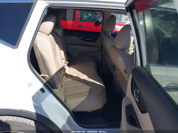 5N1AT2MT1KC708587 2019 NISSAN ROGUE - Image 8