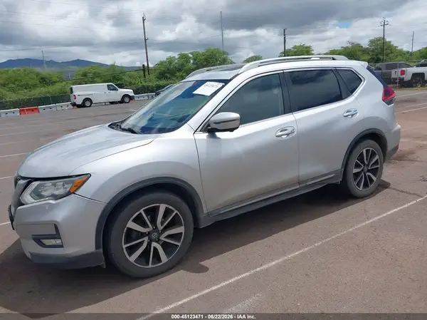 5N1AT2MT1KC708914 2019 NISSAN ROGUE - Image 2