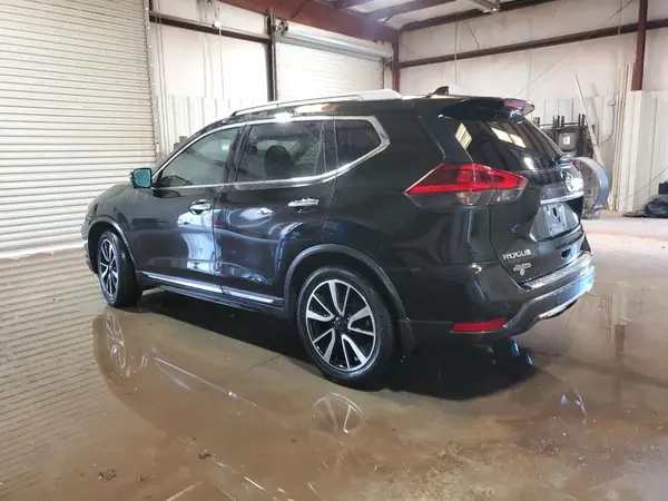 5N1AT2MT1KC716186 2019 NISSAN ROGUE - Image 2