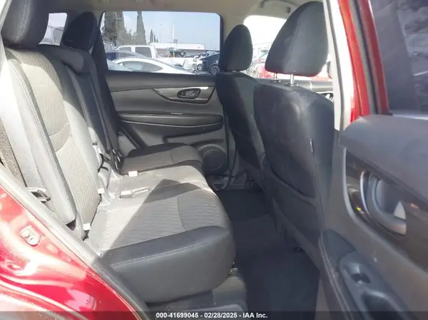 5N1AT2MT1KC718567 2019 NISSAN ROGUE - Image 8