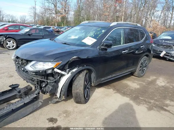 5N1AT2MT1KC723378 2019 NISSAN ROGUE - Image 2