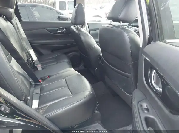 5N1AT2MT1KC723378 2019 NISSAN ROGUE - Image 8