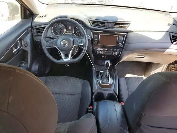 5N1AT2MT1KC745011 2019 NISSAN ROGUE - Image 8