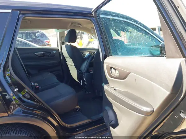 5N1AT2MT1KC755859 2019 NISSAN ROGUE - Image 8