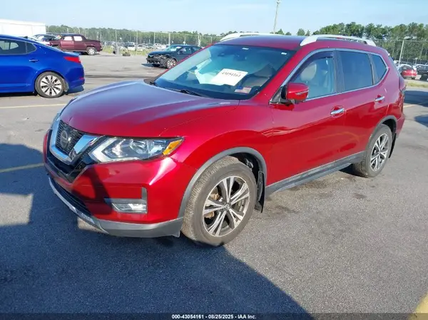 5N1AT2MT1KC757711 2019 NISSAN ROGUE - Image 2