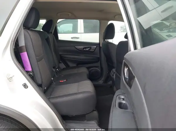 5N1AT2MT1KC760849 2019 NISSAN ROGUE - Image 8